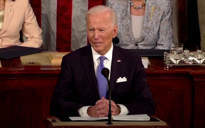 « Proche du péché » : Joe Biden condamne les lois « cruelles » anti-LGBTQ+ de Floride