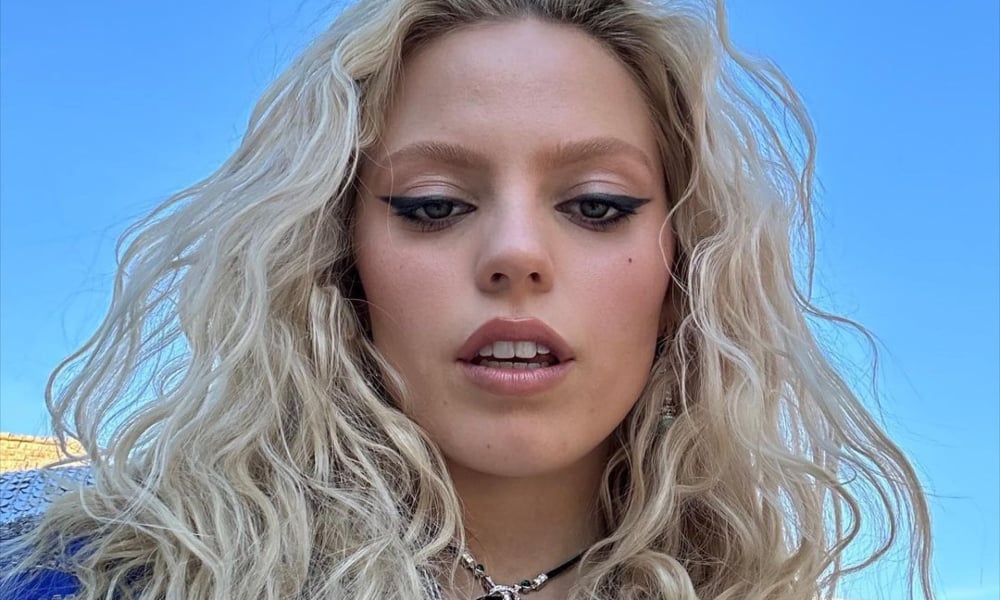 Renée Rapp a eu du mal à sortir en tant que bisexuelle pendant le tournage de ‘TSLOCG’ Renée Rapp Struggled to Come Out as Bisexual While Filming 'TSLOCG'