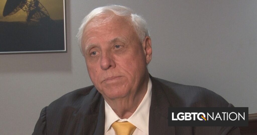 Gouvernement de Virginie-Occidentale. signe une interdiction de soins affirmant le genre Gouvernement de Virginie-Occidentale. signe une interdiction de soins affirmant le genre