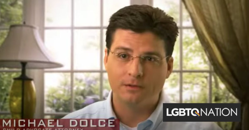 Le fondateur de « Protect Our Kids First » arrêté pour avoir prétendument téléchargé du matériel pédopornographique Le fondateur de "Protect Our Kids First" arrêté pour avoir prétendument téléchargé du matériel pédopornographique