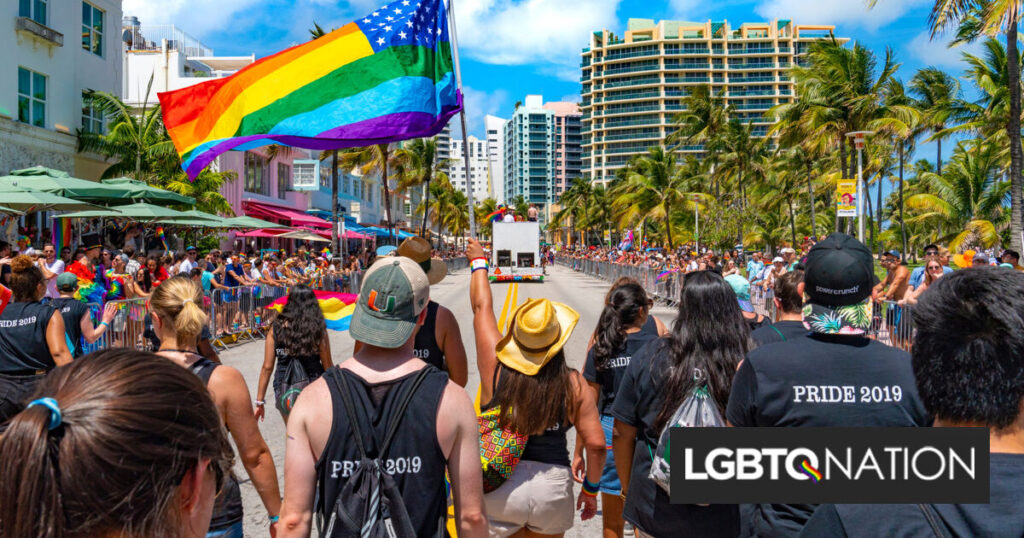 Défilé de la fierté annulé en prévision de la loi d’interdiction de glisser en Floride Défilé de la fierté annulé en prévision de la loi d'interdiction de glisser en Floride