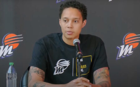 Brittney Griner: la star de la WNBA dit qu'elle "n'ira plus jamais à l'étranger" pour rejouer au basket