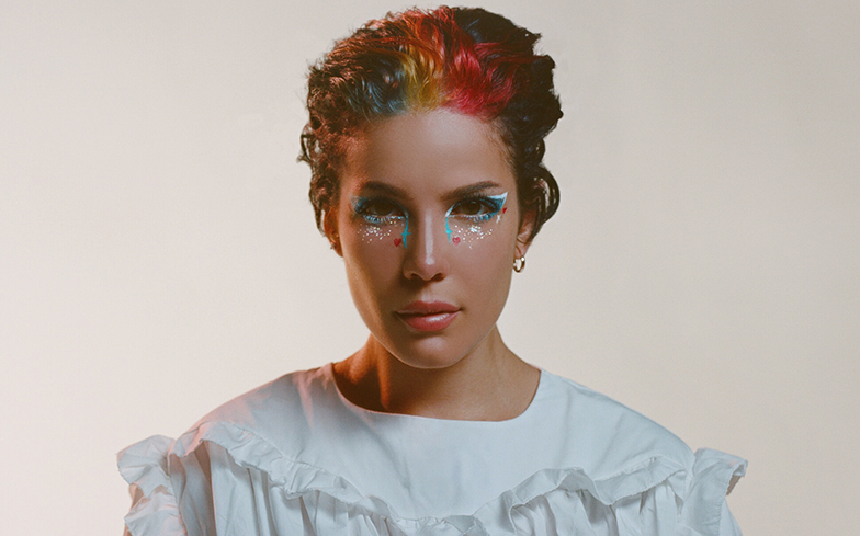 Halsey et Capital Records se séparent dans une scission « douce-amère » Halsey et Capital Records se séparent dans une scission "douce-amère"