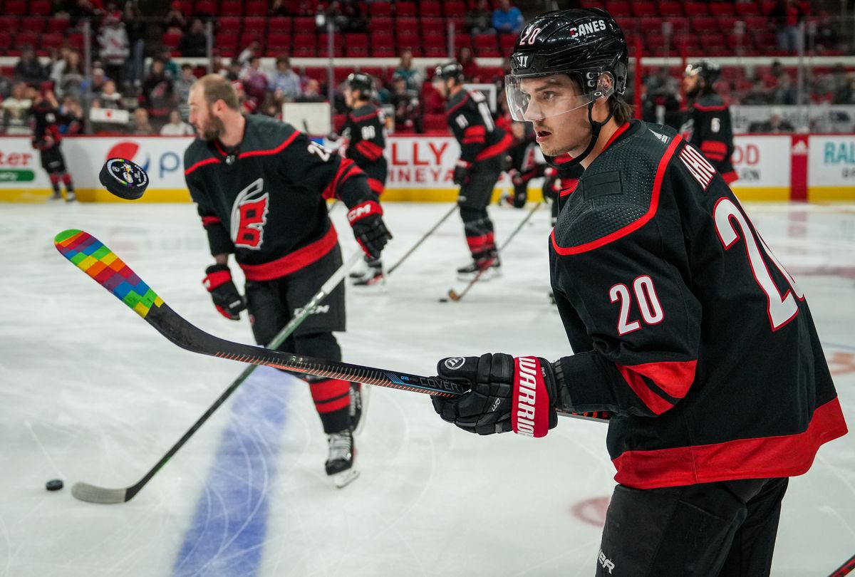 Sharks de San José contre Hurricanes de la Caroline