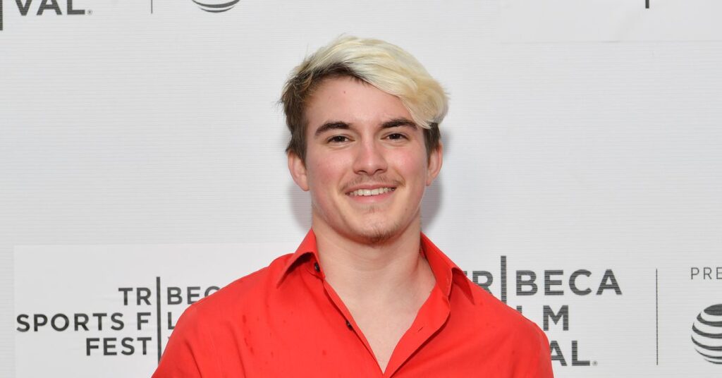 Mack Beggs a protesté contre l’interdiction proposée par le Texas des athlètes trans à la State House Mack Beggs a protesté contre l'interdiction proposée par le Texas des athlètes trans à la State House