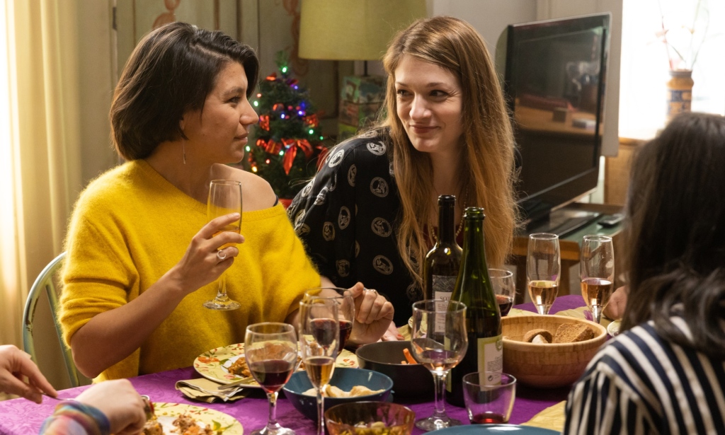 Couple de lesbiennes à Smiley.  (Netflix)