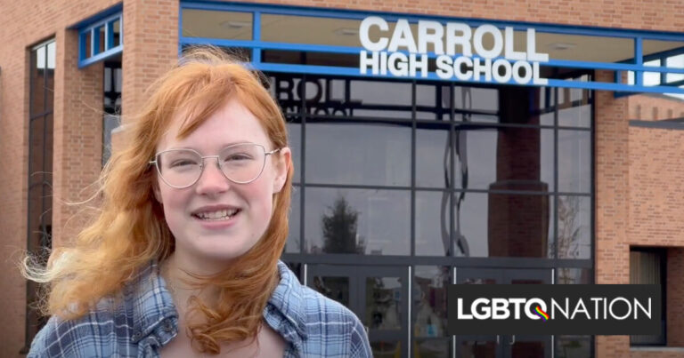 Un lycée a annulé cette pièce LGBTQ+.  Les élèves le mettent désormais en scène eux-mêmes.