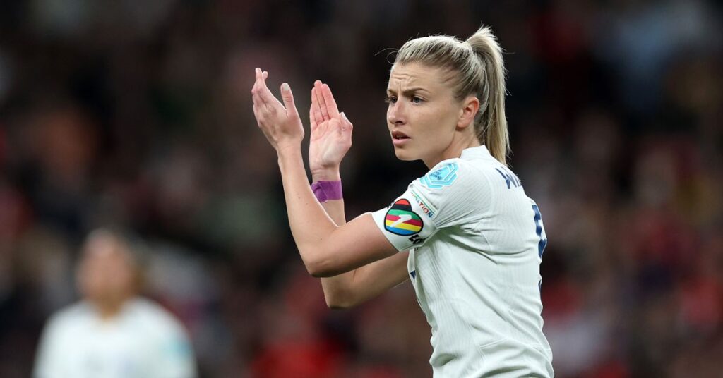 Un haut responsable australien du football prédit que la Coupe du monde féminine autorisera les brassards arc-en-ciel Un haut responsable australien du football prédit que la Coupe du monde féminine autorisera les brassards arc-en-ciel