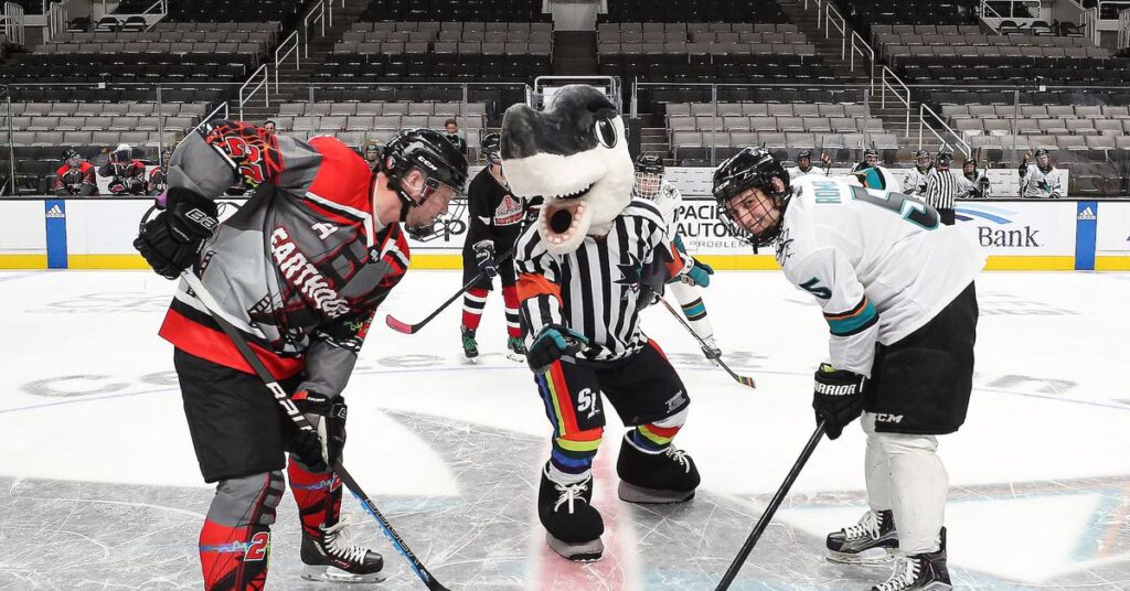 L’interaction des Sharks de San Jose avec l’équipe de hockey LGBTQ montre la fierté à son meilleur L'interaction des Sharks de San Jose avec l'équipe de hockey LGBTQ montre la fierté à son meilleur