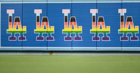 Les Sisters of Perpetual Indulgence "indignées" d'avoir reçu une botte des Dodgers lors de la Pride Night