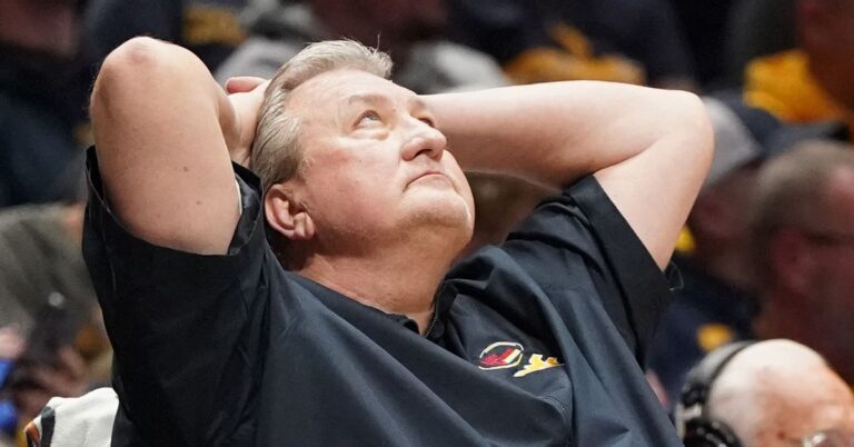Les conséquences de la Virginie-Occidentale pour Bob Huggins obtiennent 1 bonne chose et 4 mauvaises choses