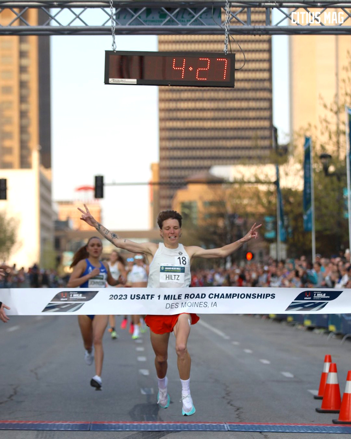 Nikki Hiltz remporte le championnat sur route de 1 mile de l'USATF