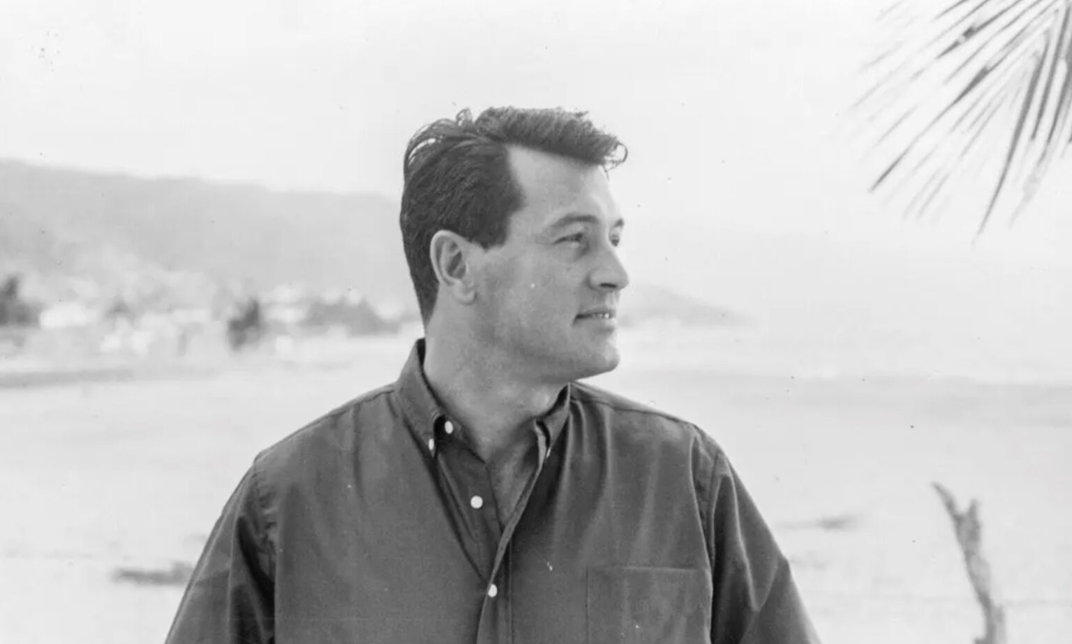 Un nouveau documentaire puissant sur Rock Hudson pour découvrir la véritable histoire d’une star hollywoodienne cachée Still from Rock Hudson_ All That Heaven Allowed.