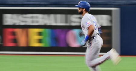 Les employés des Texas Rangers dénoncent le refus de l'équipe d'organiser une Pride Night