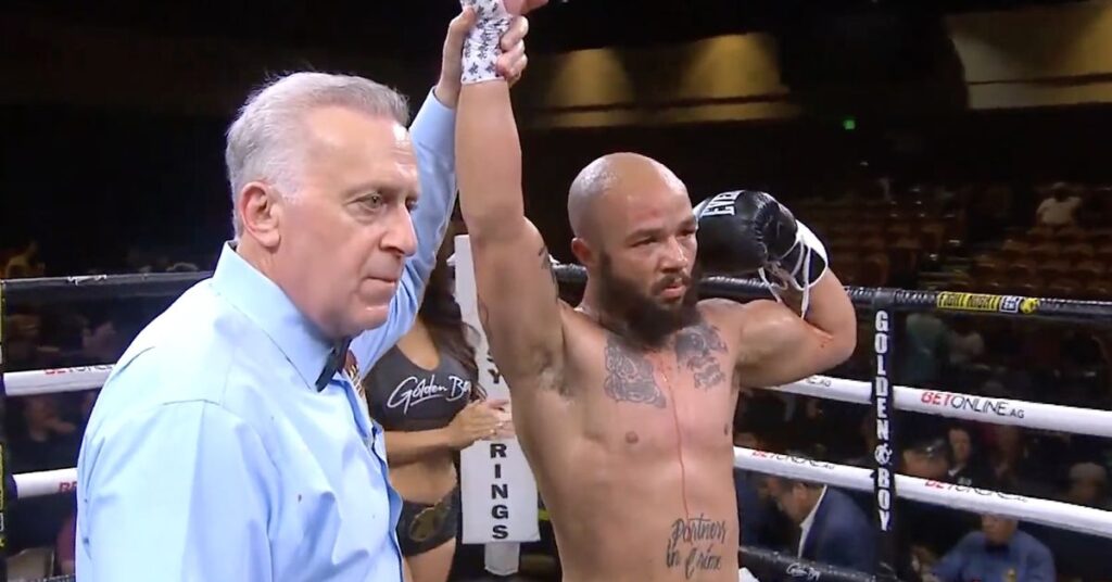 Une troisième victoire place le boxeur trans Patricio Manuel au classement BoxRec US à la 103e place Une troisième victoire place le boxeur trans Patricio Manuel au classement BoxRec US à la 103e place