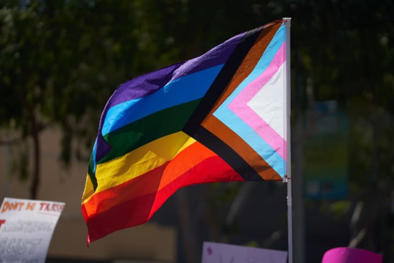 La réaction anti-LGBTQ secoue les événements de la fierté américaine « Un vrai bouleversement » 681382 origin 1