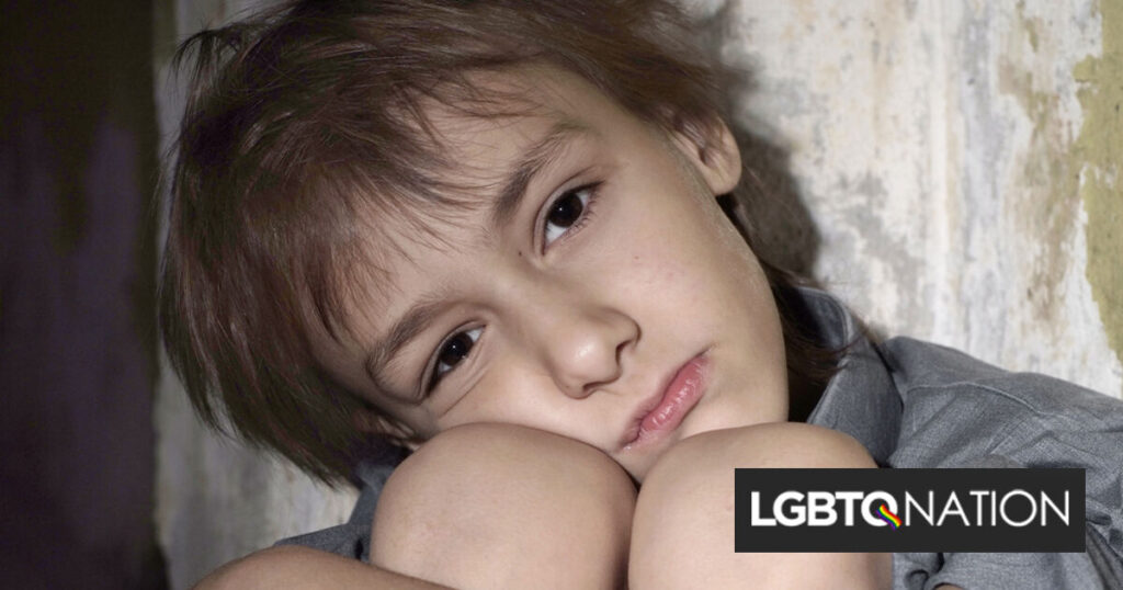 Pouvons-nous vous pardonner? Méditations sur le passé et le présent d’une nation anti-LGBTQ+ Pouvons-nous vous pardonner? Méditations sur le passé et le présent d'une nation anti-LGBTQ+