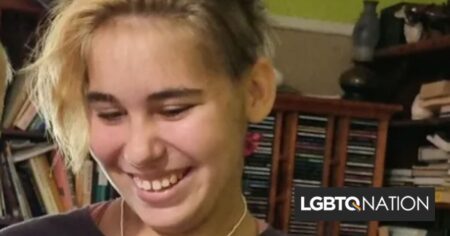 Une adolescente trans de 13 ans se suicide après avoir été harcelée à l'école