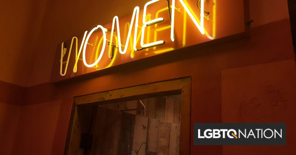 Comment je navigue dans les espaces féminins en tant que femme trans Comment je navigue dans les espaces féminins en tant que femme trans