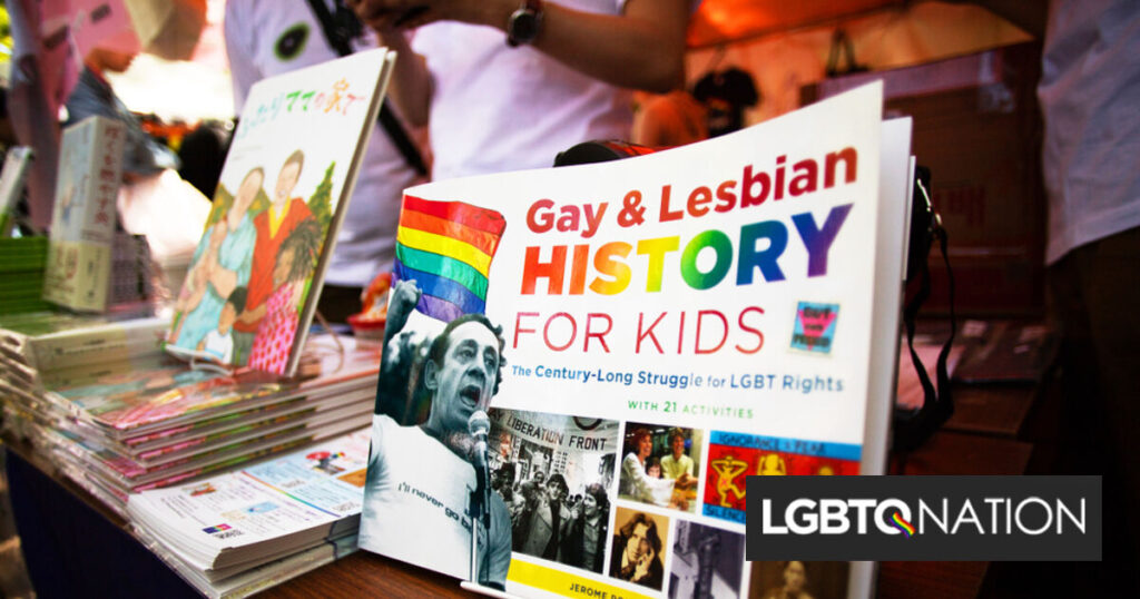 DC met à jour les normes d’études sociales pour inclure l’histoire LGBTQ + DC met à jour les normes d'études sociales pour inclure l'histoire LGBTQ +