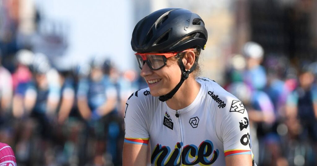 Les nouvelles règles du cyclisme et du disc golf renforcent l’idée que les femmes trans qui gagnent ne sont pas des femmes Les nouvelles règles du cyclisme et du disc golf renforcent l'idée que les femmes trans qui gagnent ne sont pas des femmes