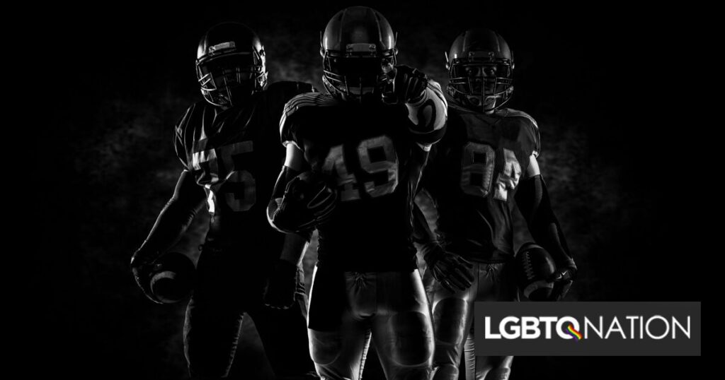 Un entraîneur de football du nord-ouest licencié au milieu de révélations de rituels de bizutage homophobes et abusifs Un entraîneur de football du nord-ouest licencié au milieu de révélations de rituels de bizutage homophobes et abusifs