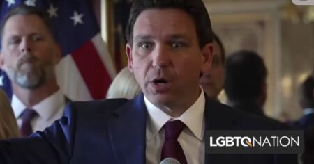 L'administration de Ron DeSantis interdit les cours de psychologie AP sur les sujets LGBTQ +