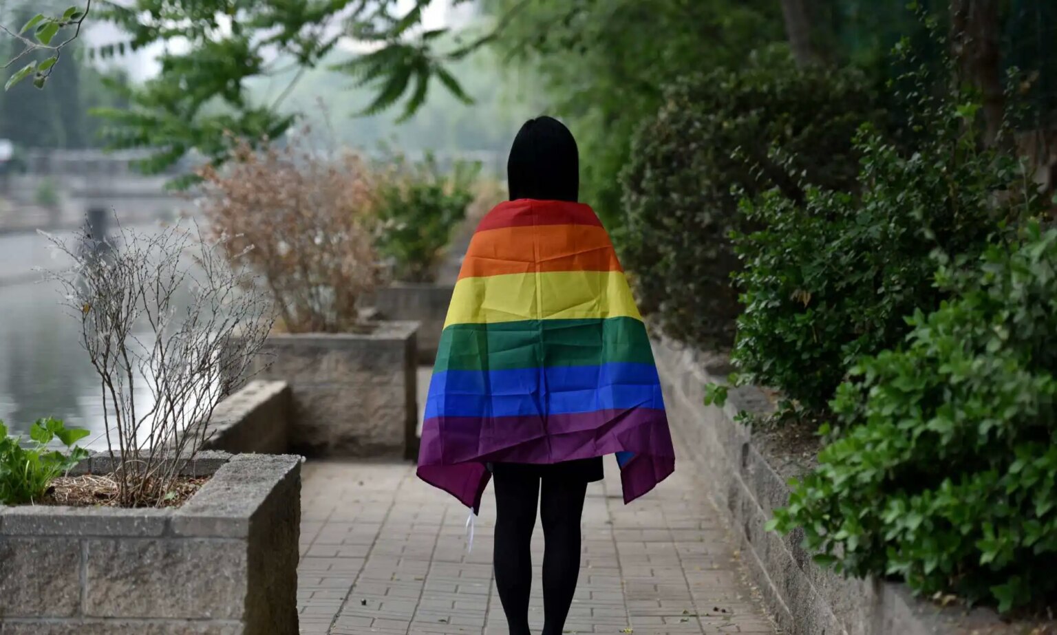 Les fans de pop signalent l’interdiction des vêtements arc-en-ciel lors d’un concert en Chine Les fans de pop signalent l'interdiction des vêtements arc-en-ciel lors d'un concert en Chine