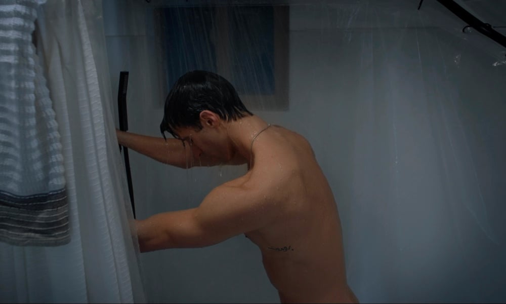 Le film queer ‘SLASHR’ promet une touche moderne à l’horreur classique Le film queer 'SLASHR' promet une touche moderne à l'horreur classique