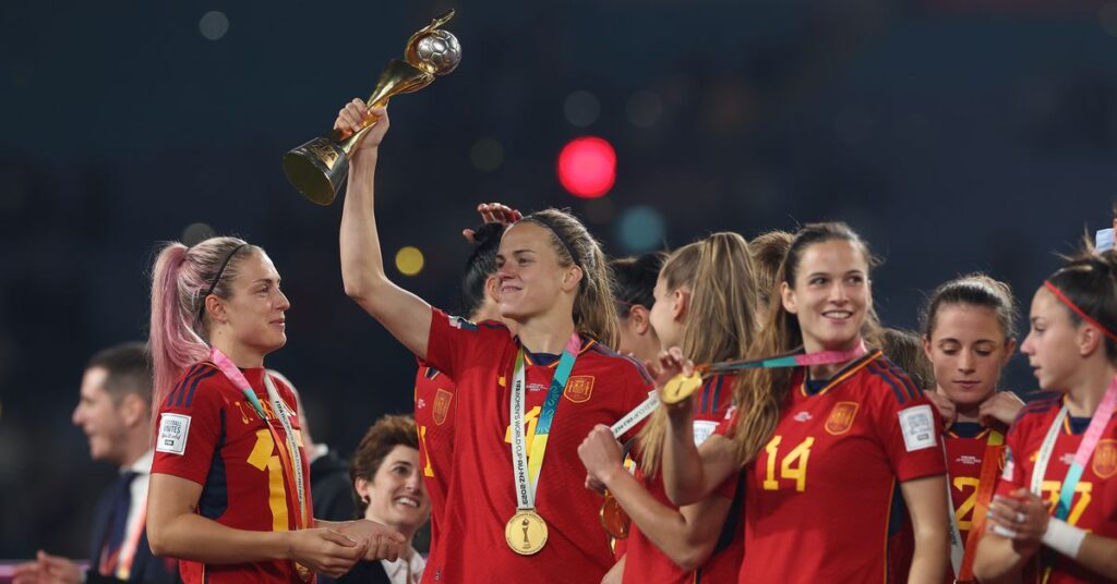 Paredes fournit une plate-forme pour la victoire de l’Espagne en finale de la Coupe du monde Paredes fournit une plate-forme pour la victoire de l'Espagne en finale de la Coupe du monde