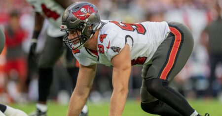 Avec Carl Nassib non signé, la NFL sans joueur ouvertement gay pour la première fois depuis 2020