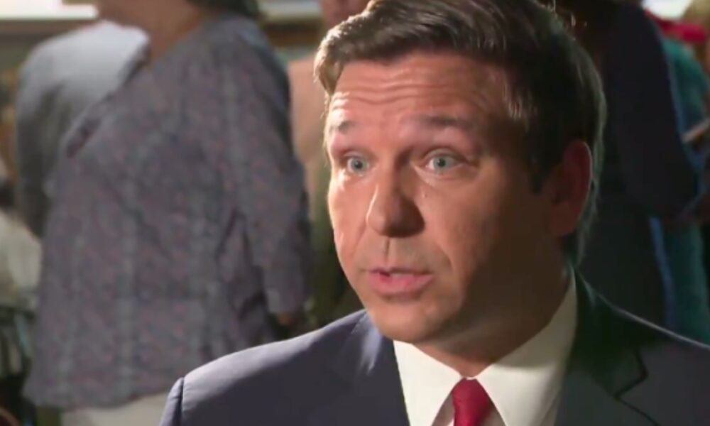 DeSantis défend un nouveau programme enseignant comment l’esclavage a apporté un « bénéfice personnel » aux Noirs DeSantis défend un nouveau programme enseignant comment l'esclavage a apporté un "bénéfice personnel" aux Noirs