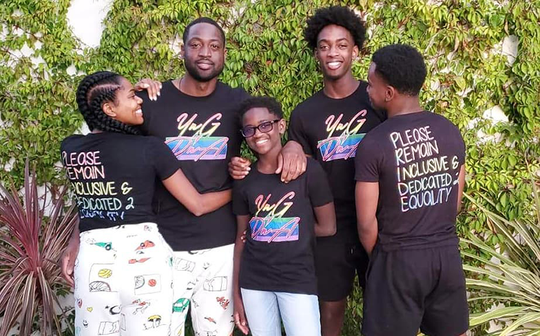 Dwyane Wade et Gabrielle Union parlent de déménager en Californie pour aider leur fille trans à « trouver une communauté » Dwyane Wade et Gabrielle Union parlent de déménager en Californie pour aider leur fille trans à « trouver une communauté »