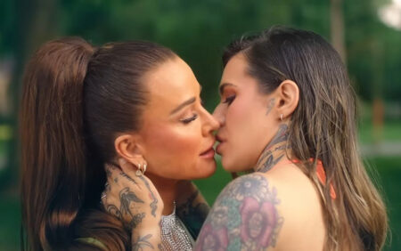 Kyle Richards et Morgan Wade jouent les amants lesbiens dans un nouveau clip