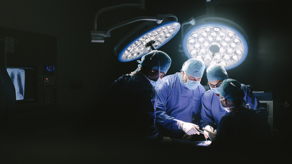 La greffe d’utérus d’une femme cis ouvre la porte aux femmes trans qui accouchent d’enfants La greffe d'utérus d'une femme cis ouvre la porte aux femmes trans qui accouchent d'enfants