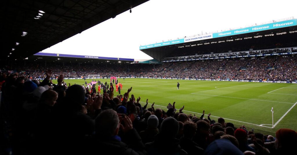 Leeds United écope d’une amende record pour chants homophobes Leeds United écope d'une amende record pour chants homophobes