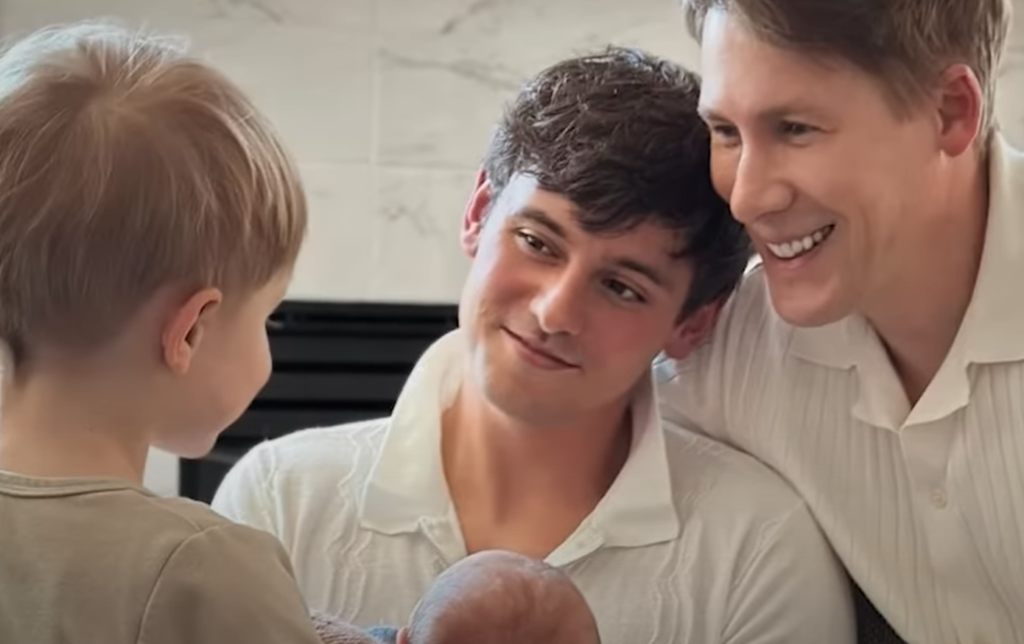 Tom Daley revient à la plongée après une pause de deux ans à la demande de son fils Tom Daley revient à la plongée après une pause de deux ans à la demande de son fils