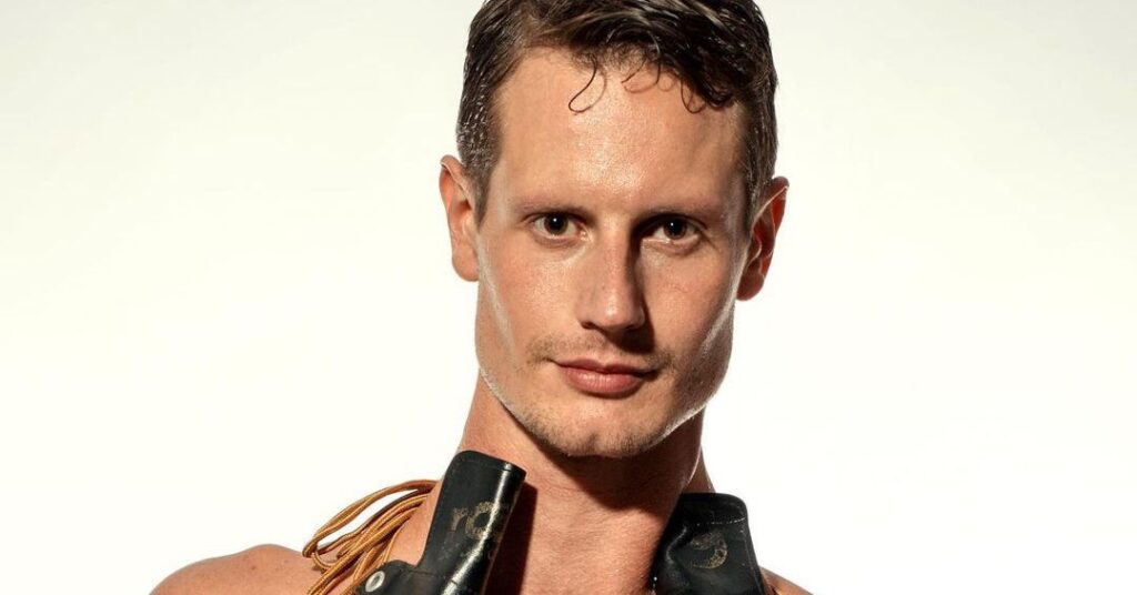 Wesley Campbell a été « absent » tout au long de sa carrière de patineur artistique, professionnel et d’entraîneur. Wesley Campbell a été « absent » tout au long de sa carrière de patineur artistique, professionnel et d'entraîneur.