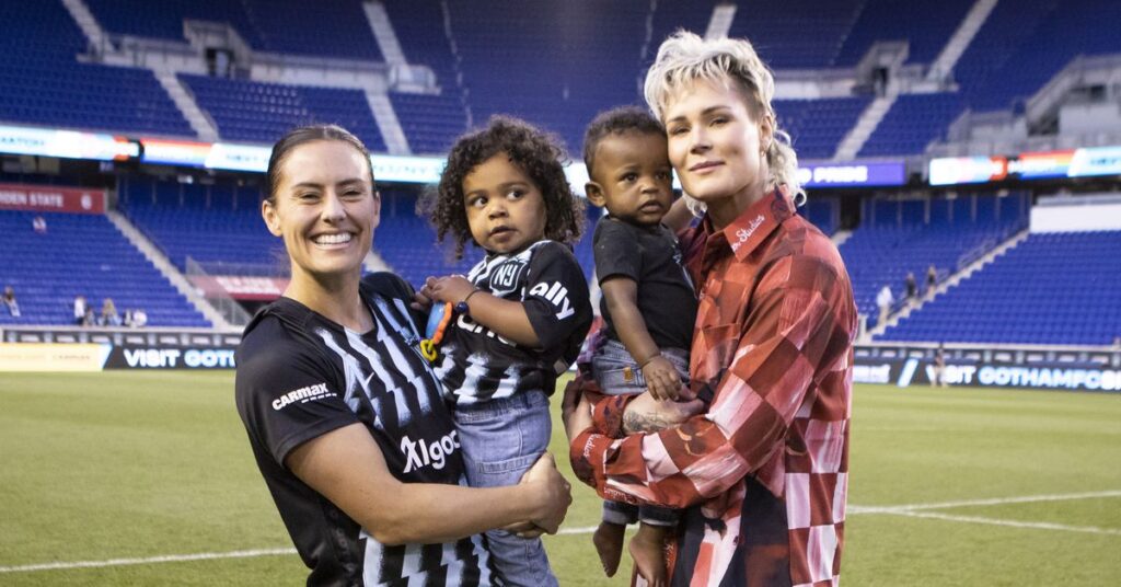 Ashlyn Harris et Ali Krieger demandent le divorce Ashlyn Harris et Ali Krieger demandent le divorce