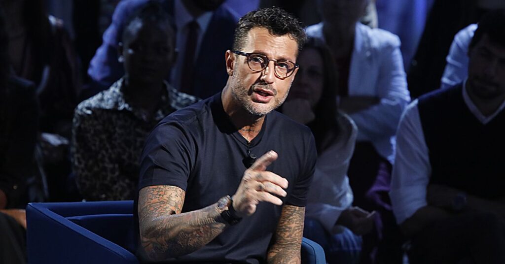 L’homme qui sème le chaos dans le football italien affirme que les joueurs homosexuels pourraient être le « prochain scoop » L'homme qui sème le chaos dans le football italien affirme que les joueurs homosexuels pourraient être le "prochain scoop"