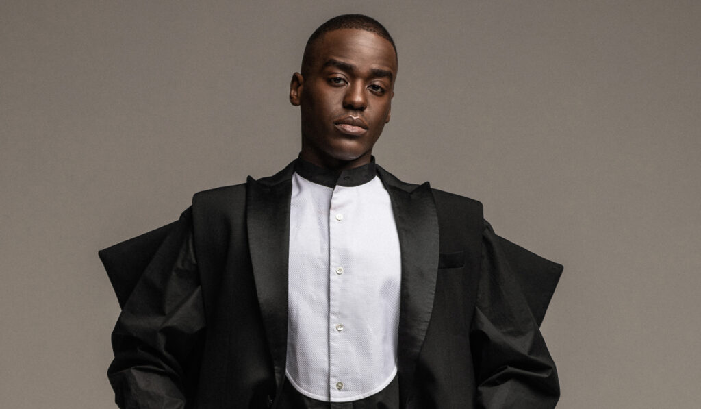 Ncuti Gatwa de Sex Education sur son coming-out public : « Je n’ai jamais été dans le placard » Ncuti Gatwa de Sex Education sur son coming-out public : « Je n'ai jamais été dans le placard »