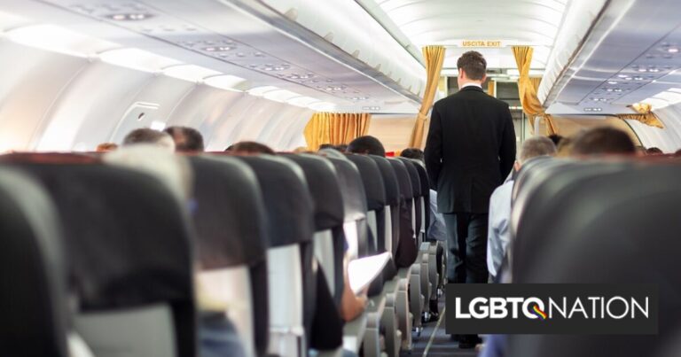 Un agent de bord gay expulsé « pour avoir porté une crème hydratante teintée »