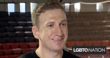 Un joueur de hockey gay se lance dans une « tournée de changement de culture » de 100 jours pour enseigner aux jeunes joueurs l’acceptation