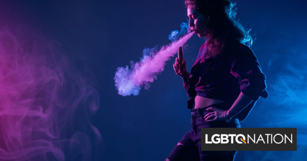 Voici pourquoi les jeunes gays et bi fument plus que leurs pairs hétérosexuels Voici pourquoi les jeunes gays et bi fument plus que leurs pairs hétérosexuels