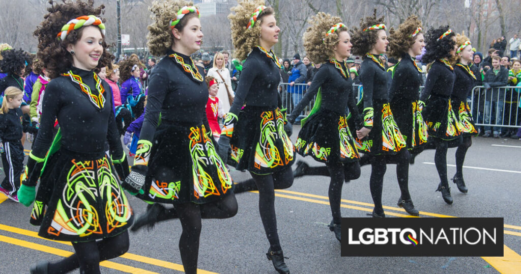 Des danseurs irlandais défendent les concurrents trans au milieu d’une réaction violente contre une jeune danseuse trans Des danseurs irlandais défendent les concurrents trans au milieu d’une réaction violente contre une jeune danseuse trans