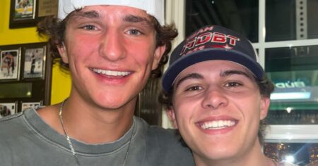 Cole Philpott et Aiden Phipps, petits amis du baseball universitaire, sont les héros masculins Outsports de l'année