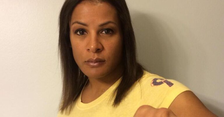 Comment le mot « crâne » a été utilisé pour attaquer les athlètes trans, et Fallon Fox en particulier