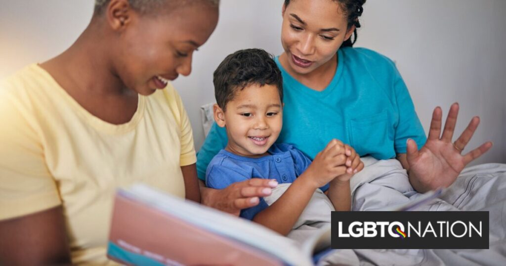 Les lois sur l’égalité parentale n’ont jamais existé. Mais les parents queer l’ont toujours fait. Les lois sur l’égalité parentale n’ont jamais existé. Mais les parents queer l’ont toujours fait.
