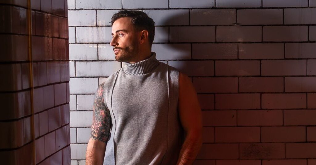 Zander Murray va prendre sa retraite, laissant de côté seulement cinq hommes homosexuels actifs dans le football professionnel masculin à travers le monde Zander Murray va prendre sa retraite, laissant de côté seulement cinq hommes homosexuels actifs dans le football professionnel masculin à travers le monde