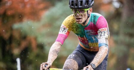 Une « blague » maladroite montre à quel point le cyclisme masculin est sur la mauvaise voie, déclare un coureur gay